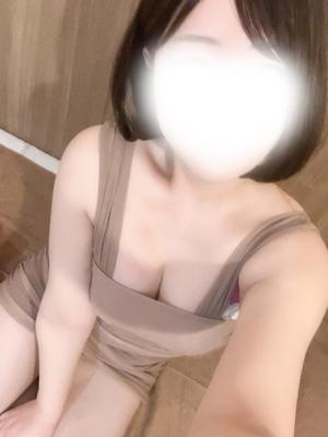 えみの写メ日記｜アクアマリン 吉原格安店ソープ