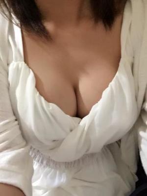 えれなの写メ日記｜アクアマリン 吉原格安店ソープ