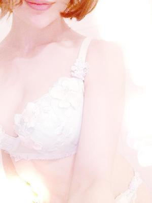 篠田 まやの写メ日記｜エル・カーヒル 秘密の刻 吉原高級店ソープ