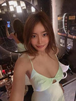 小夏エミリの写メ日記｜エトワール 吉原高級店ソープ