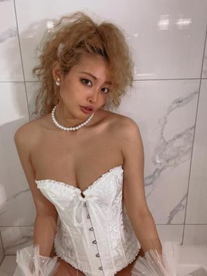 小夏エミリの写メ日記｜エトワール 吉原高級店ソープ