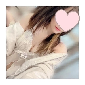 エミの写メ日記｜ラブ&ピース 埼玉県・大宮格安店ソープ