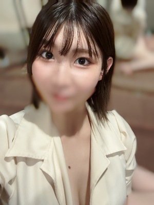 カズハの写メ日記｜プラチナム～PLATINUM～ 埼玉県・大宮格安店ソープ