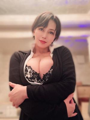 凪沢ひかるの写メ日記｜プレジデントクラブ 吉原高級店ソープ