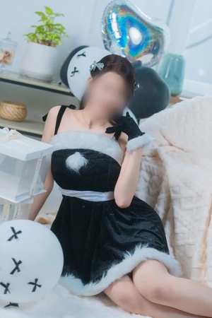 さなの写メ日記｜ヴェルサイユ 吉原高級店ソープ