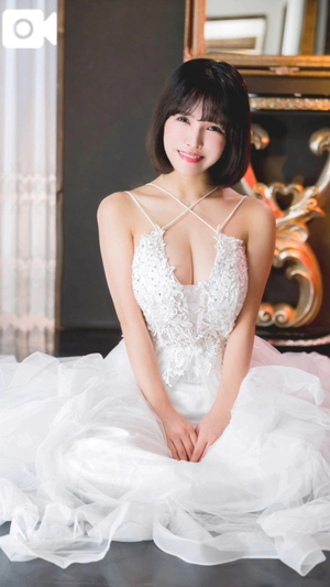 もえの写メ日記｜ヴェルサイユ 吉原高級店ソープ