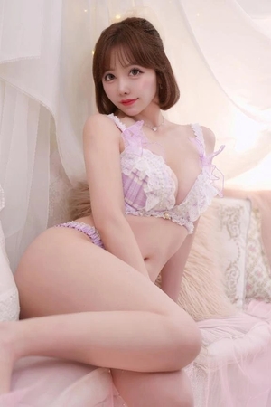 ひなこの写メ日記｜ヴェルサイユ 吉原高級店ソープ