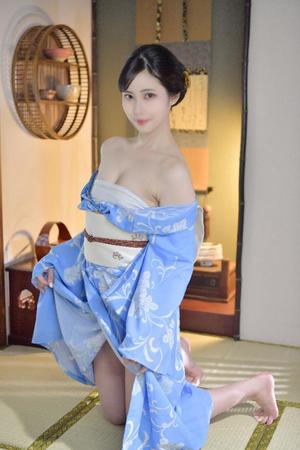 しろなの写メ日記｜ヴェルサイユ 吉原高級店ソープ