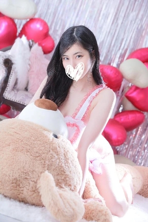 しろなの写メ日記｜ヴェルサイユ 吉原高級店ソープ