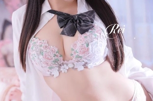 れいの写メ日記｜ヴェルサイユ 吉原高級店ソープ