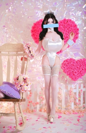 萌木の写メ日記｜ヴェルサイユ 吉原高級店ソープ