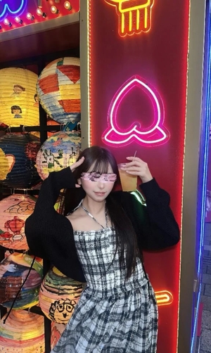 ももの写メ日記｜ヴェルサイユ 吉原高級店ソープ