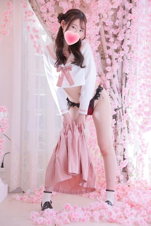 すずの写メ日記｜ヴェルサイユ 吉原高級店ソープ