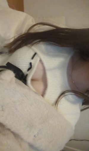 るるの写メ日記｜ヴェルサイユ 吉原高級店ソープ