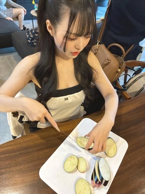 うとの写メ日記｜ヴェルサイユ 吉原高級店ソープ