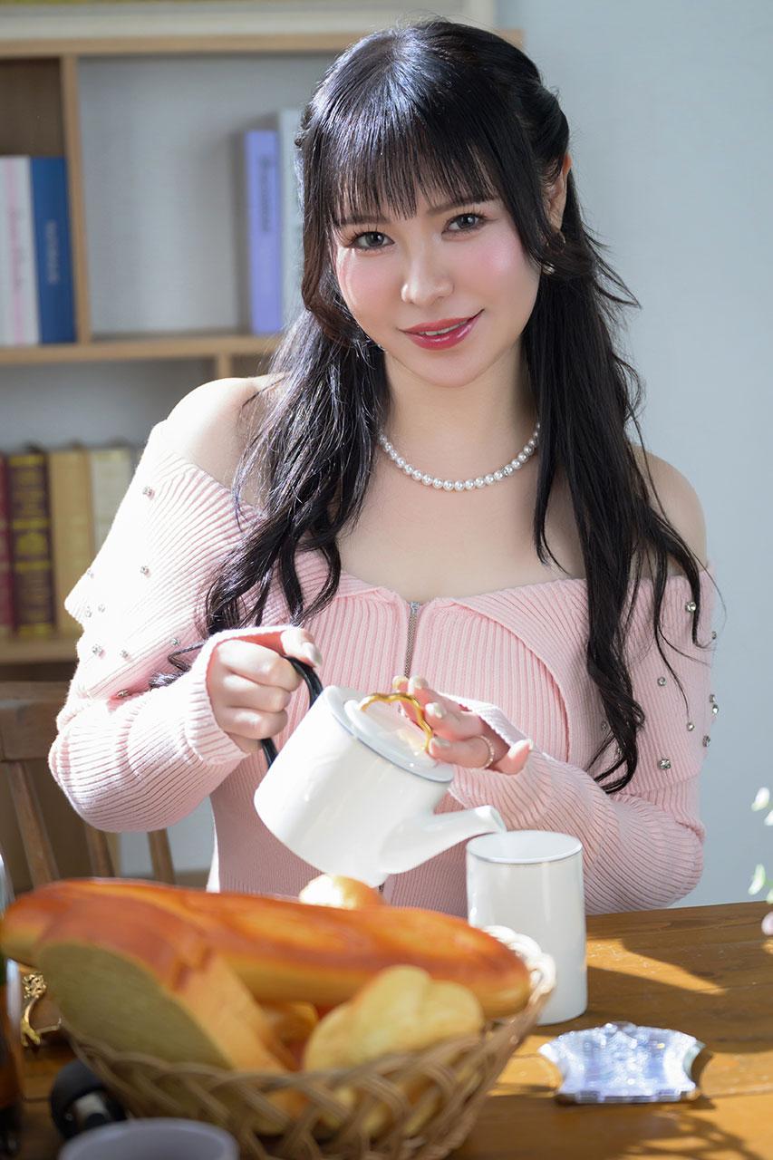 叶 麗花 | 吉原 ハールブルク (3 / 8)