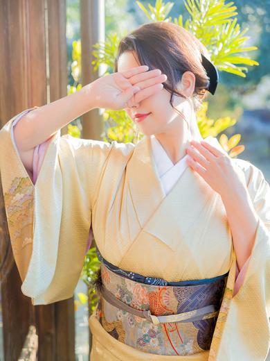 結城さくら | 吉原 シャトーペトラ (1 / 5)