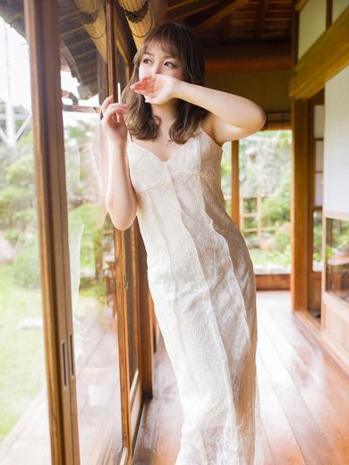 片桐かなで | 吉原 シャトーペトラ (4 / 6)