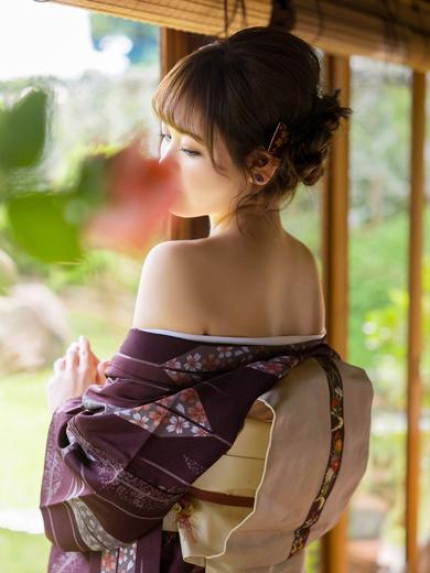 片桐かなで | 吉原 シャトーペトラ (2 / 6)