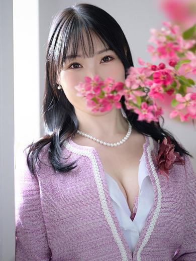 小牧鈴奈 | 吉原 ハールブルク (1 / 9)