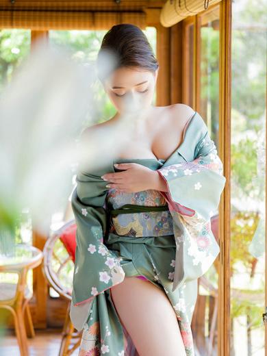 杏樹 | 吉原 シャトーペトラ (1 / 5)