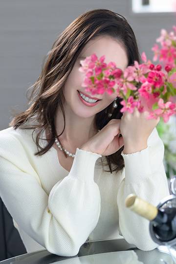 夏野朝妃｜ローテンブルク 吉原高級店ソープ