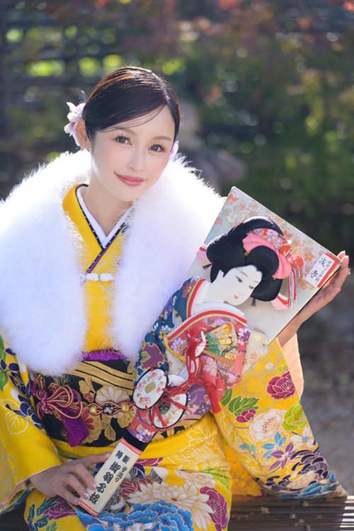 つぼみのグラビア｜秘書室 吉原高級店ソープ