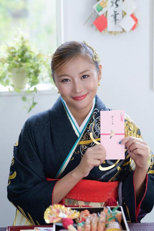 小夏エミリのグラビア｜エトワール 吉原高級店ソープ